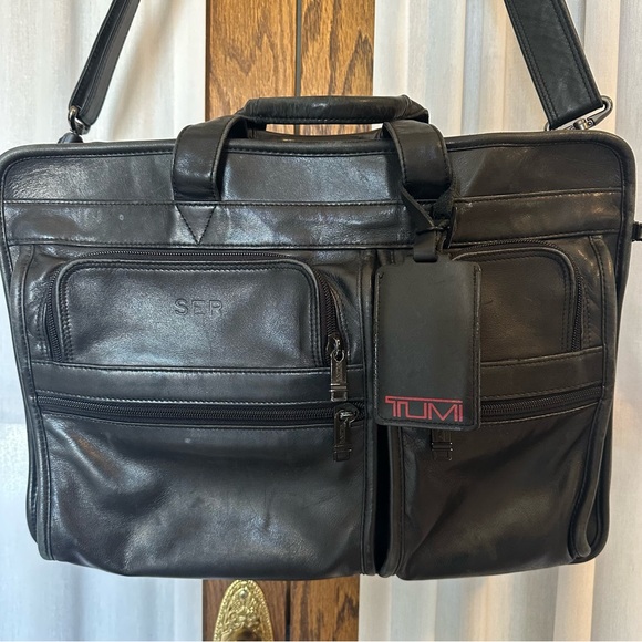 Tumi Black Napa Leather Deluxe Expandable Brief Laptop Travel Bag